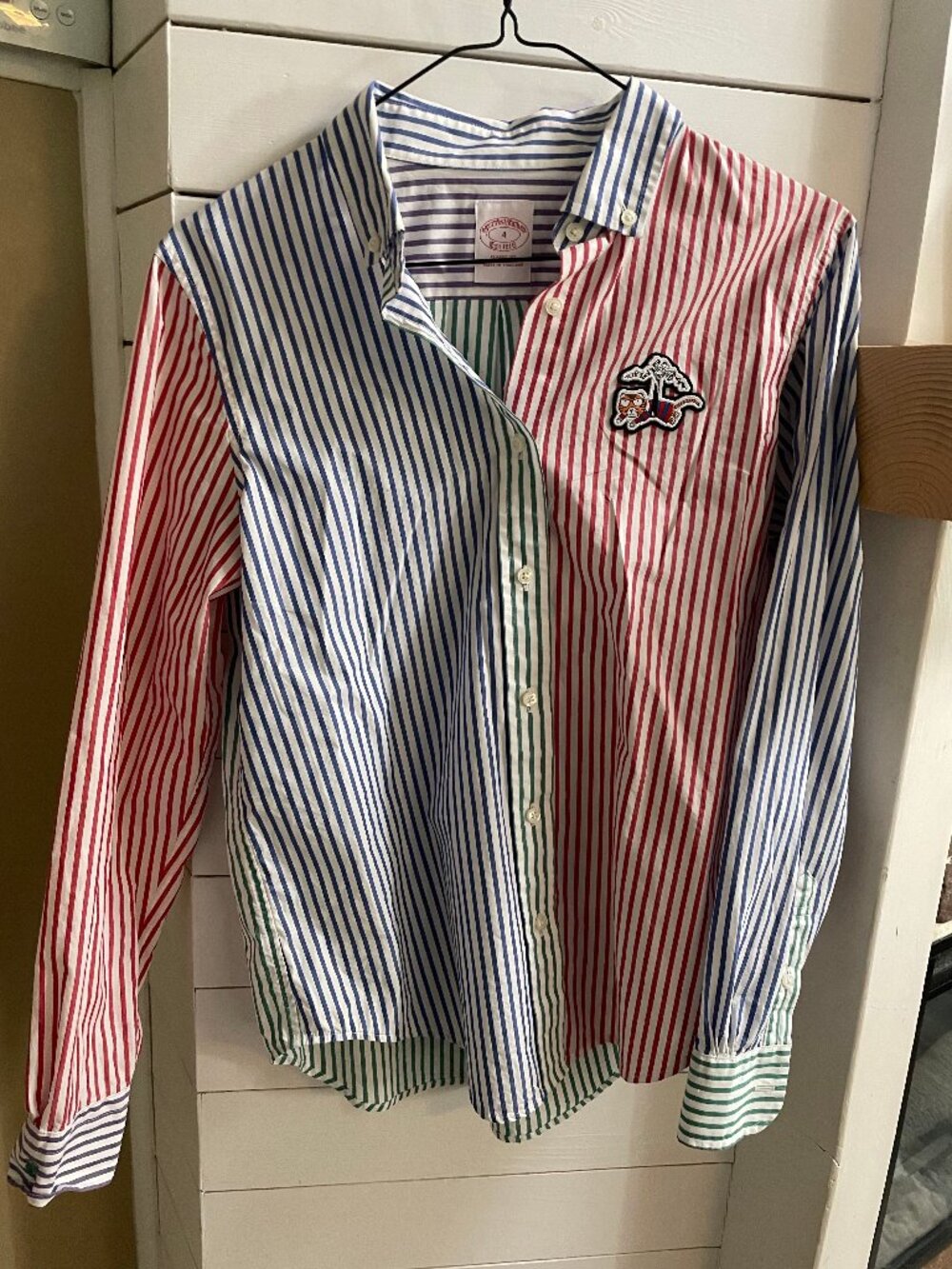 Sz 4 Brooks Brothers Year of the Tiger fun shirt